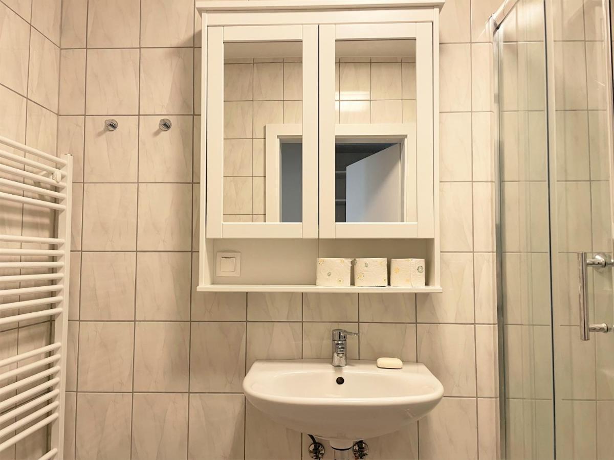 Holiday Suites Sankt Martin クラーゲンフルト エクステリア 写真